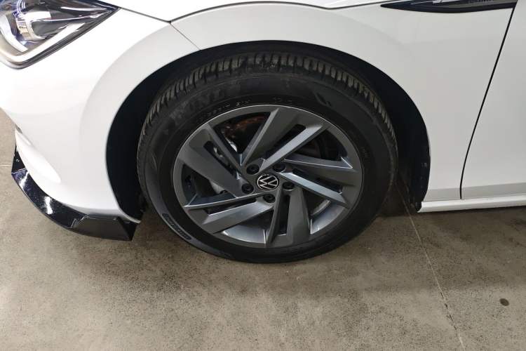 Used Volkswagen Lamando 2024 Lavida L 280TSI DSG Trendy Spicy Edition Exterior 1