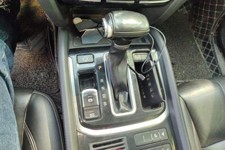 Used GAC Trumpchi GS8 2017 320T Two-Wheel Drive Luxury Smart Connectivity Version (7 Seats)