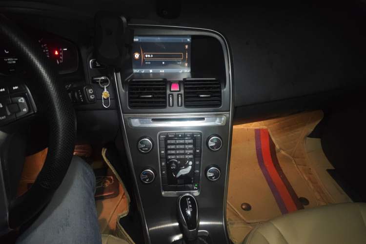 Used Volvo XC60 2014 T5 Zhiyi Edition
