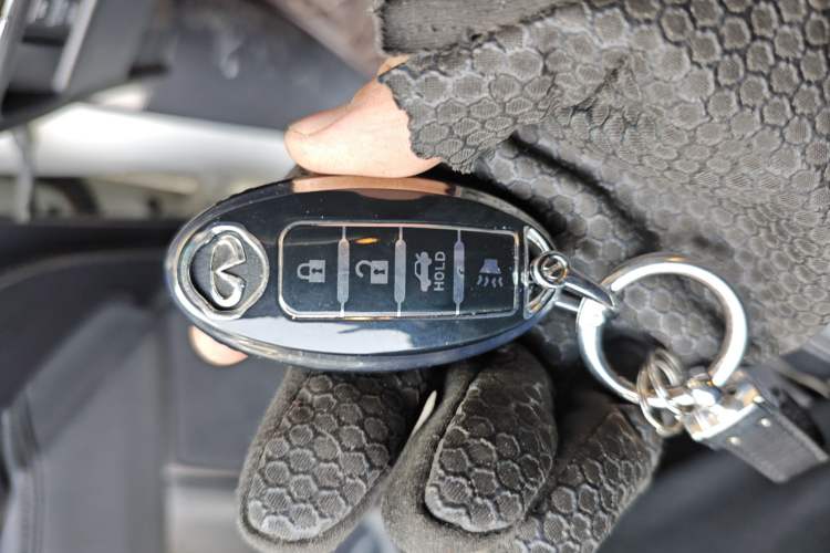 Used Infiniti QX 2011 QX56