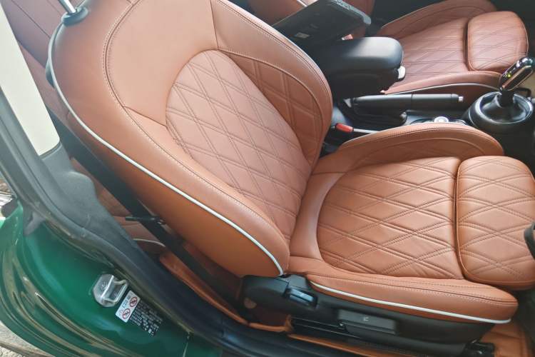 Used MINI MINI 2020 1.5T COOPER Artist