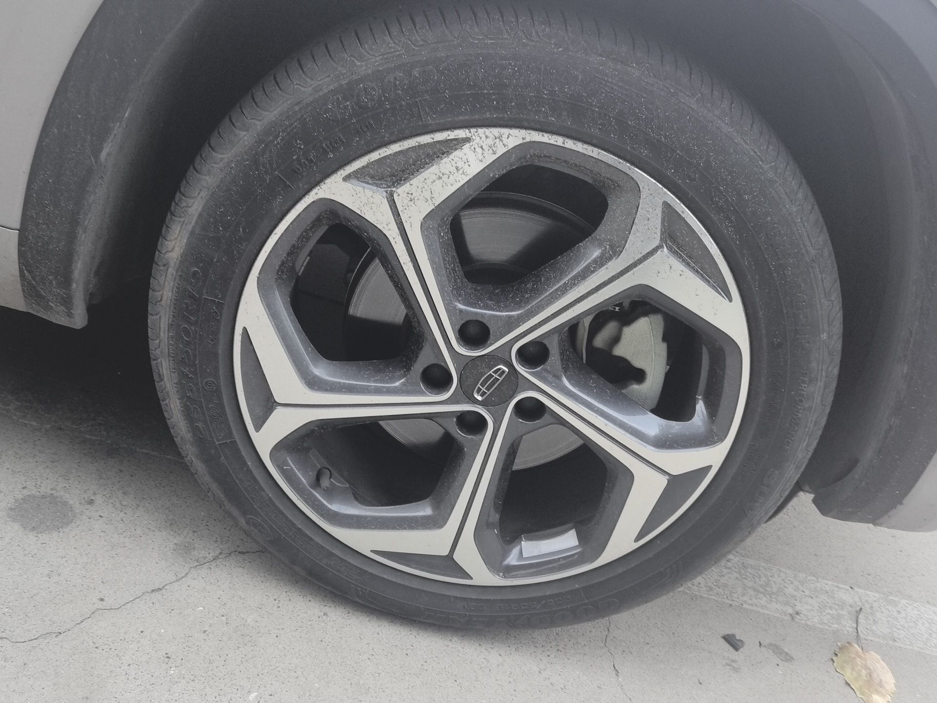 Geely Auto Monjaro L 2021 2.0TD DCT EVO Two-Wheel Drive Prestige Version — снимка 5