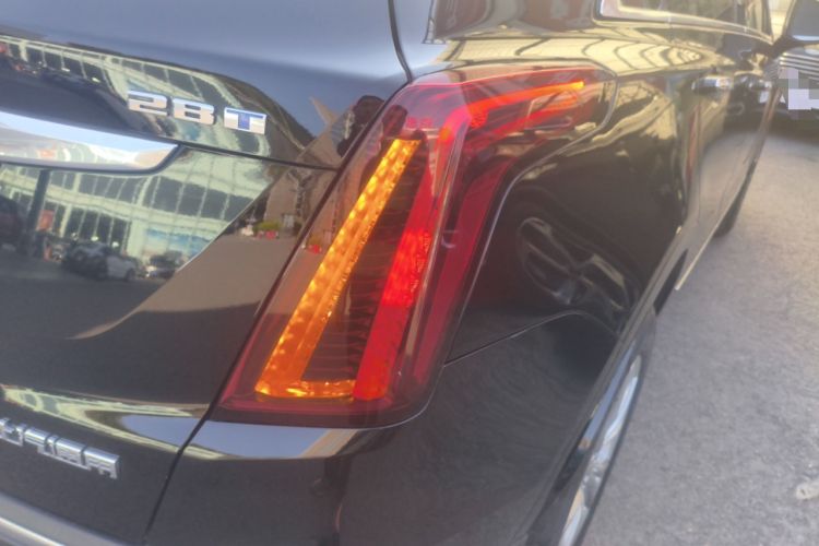 Used Cadillac XT5 2022 2.0T Two-Wheel Drive Luxury Version
