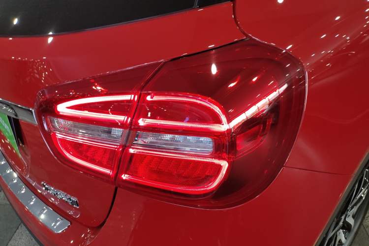 Used Mercedes-Benz GLA 2016 GLA 200 Fashion Model Right Rear Taillight