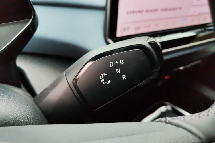 Used Volkswagen ID.4 X 2025 Smart Version Pure & Intelligent Enjoyment Edition