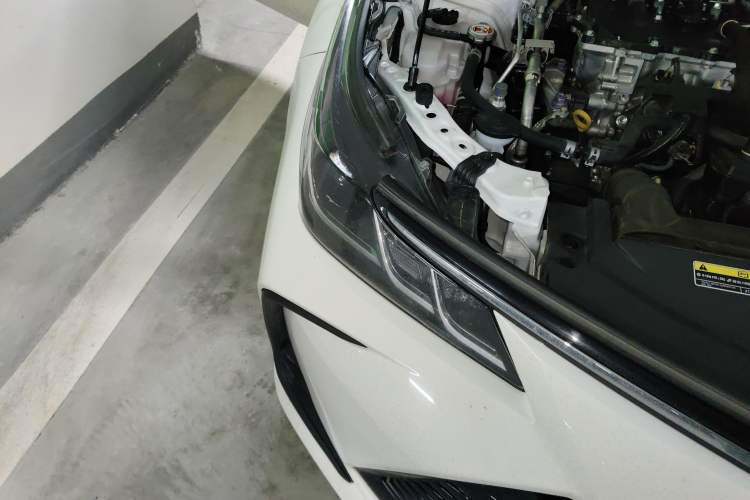 Used Toyota Corolla 2023 1.8L Smart Electric Hybrid Dual-Motor Elite Edition Right Front Headlight