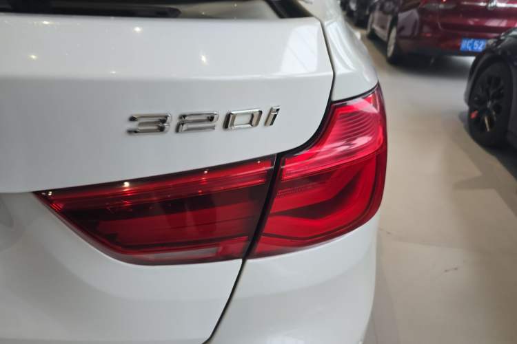 Used BMW 3 Series GT 2018 320i Sport Edition