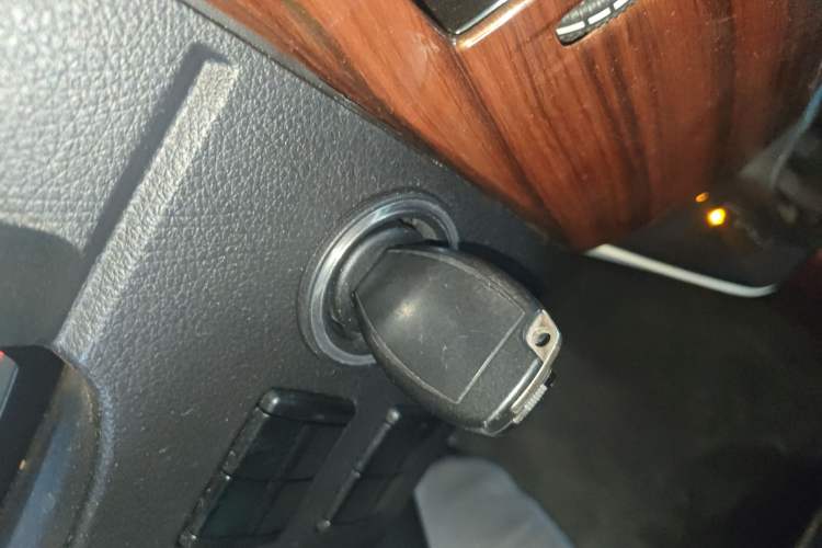 Used Xinkai Sprinter 2015 3.5L Standard Version
