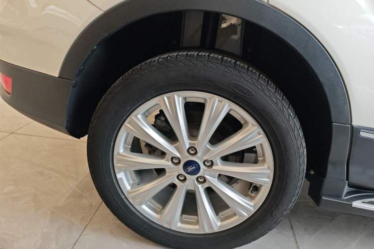 Used Ford Kuga 2017 EcoBoost 180 Four-Wheel Drive Luxury Wing Model
