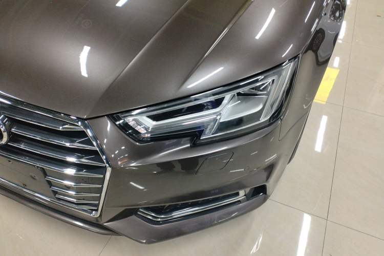 Used Audi A4L 2019 40 TFSI Ambition China VI