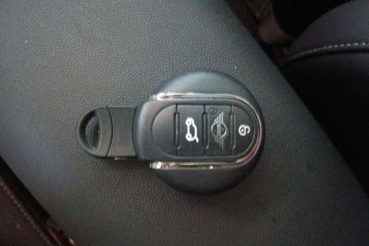 Used MINI Clubman 2021 1.5T COOPER
