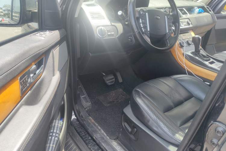 Used Land Rover Range Sport 2010 3.0 TDV6 HSE Diesel Edition Driver Seat