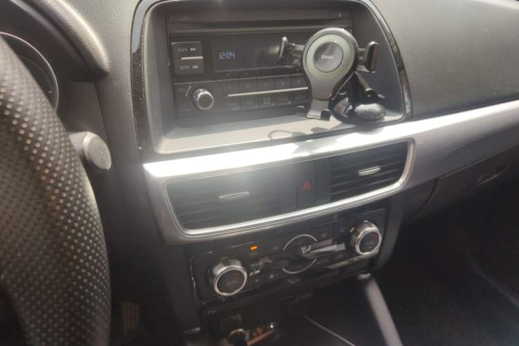 Used Mazda CX-5 2015 2.0L Automatic Two-Wheel Drive Urban Version Audio And AC Panel