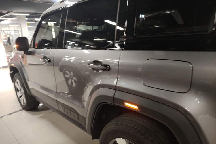 Used BAIC Off-Road BJ40 Electric Drive 2025 Advanced Edition
