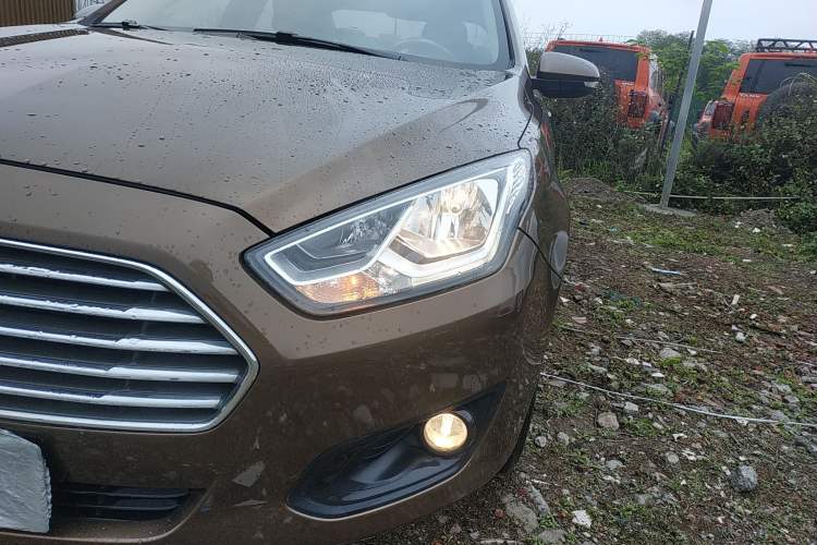 Used Ford Escort 2017 1.5L Automatic Comfort Model Left Front Headlight