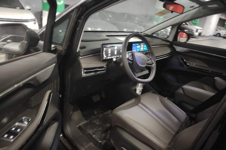 Used SAIC MAXUS Dajia 7 2024 Revised Version Super Hybrid Long-Range Edition Enjoyment Version
