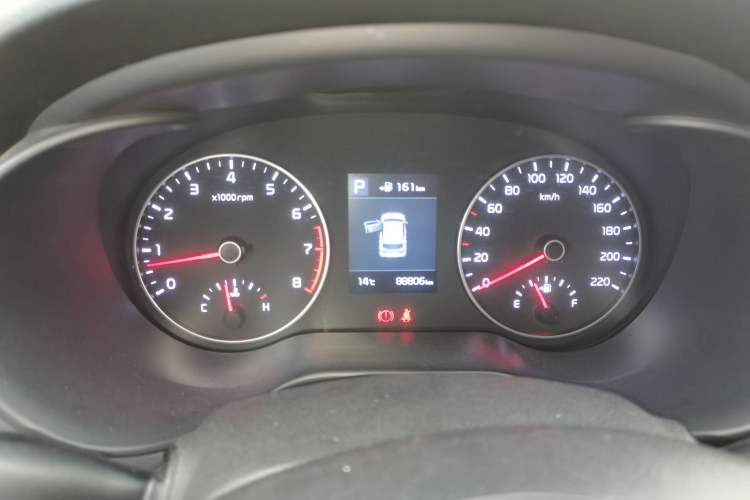 Used Kia KX Cross 2017 1.4L AT GLS