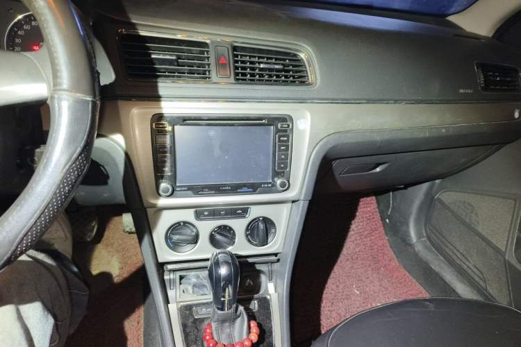 Used Volkswagen Lavida 2013 Restyled Classic 1.6L Automatic Comfort Edition