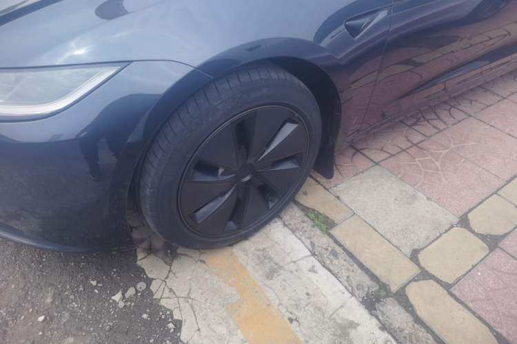 Used Tesla Model 3 2025 Rear-Wheel-Drive Version Left Front Wheel Hub