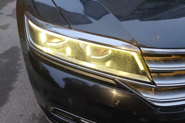 Used Volkswagen Phideon 2016 380TSI Two-Wheel-Drive Luxury Edition