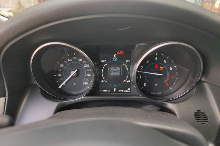 Used Jaguar XF 2016 XF 3.0 SC Two-Wheel-Drive Luxury Edition
