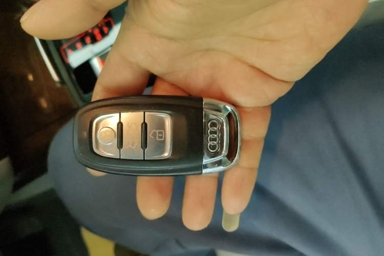 Used Audi A6L 2014 30 FSI Luxury Model
