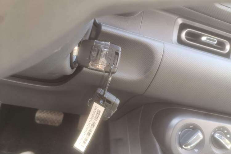 Used Wuling Hongguang New Energy 2024 All-Electric Model 300KM Practical Version
