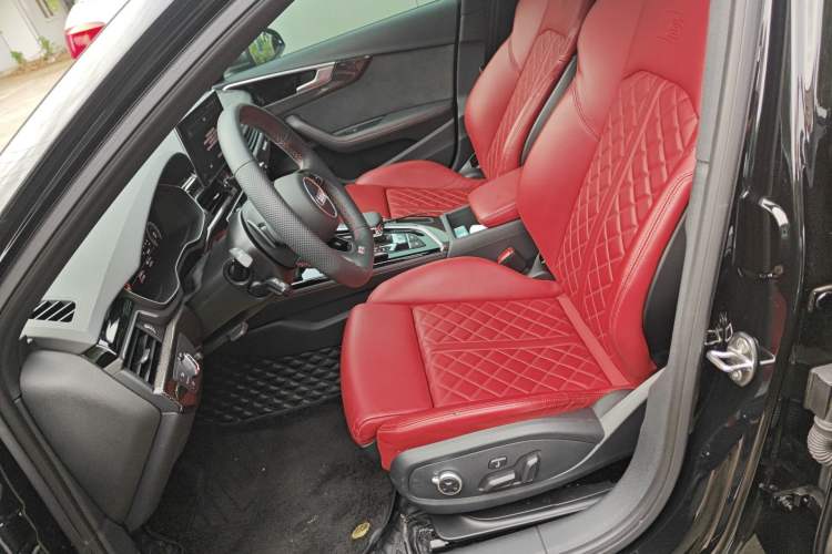 Used Audi S4 2024 S4 Avant 3.0TFSI Left Front Seat