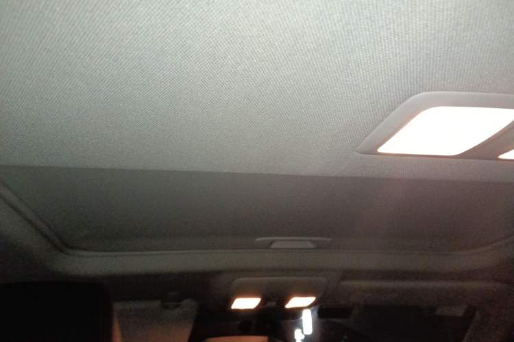 Used Mazda CX-5 2014 2.0L Automatic Two-Wheel Drive Urban Version Headliner