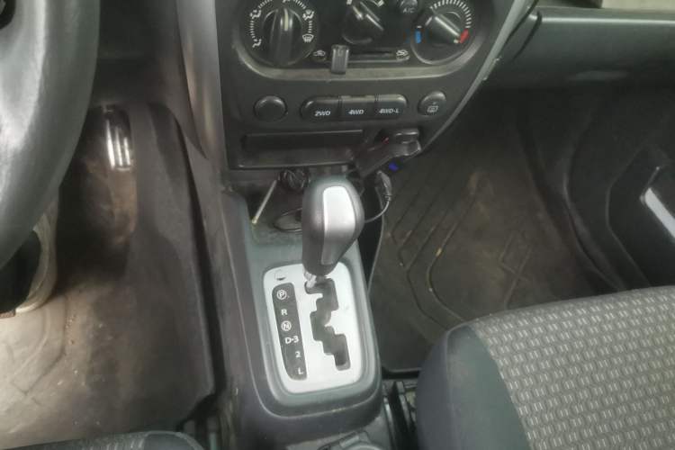 Used Suzuki Jimny 2011 1.3 AT