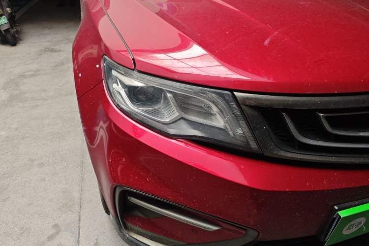 Used Geely Auto Emgrand X7 Sport 2018 1.8TD Automatic Two-Wheel Drive Smart 4G Connected Version
