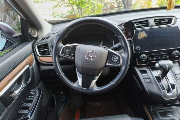Used Honda CR-V 2019 240TURBO CVT 2WD Fashion Edition China V Steering Wheel