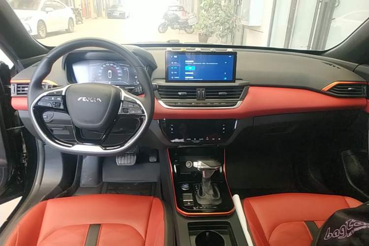 Used Dongfeng Aeolus Yixuan 2021 230T Automatic Dream-Chasing Rider Edition
