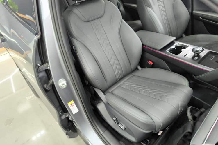 Used BYD Song L DM-i 2025 Intelligent Driving Version 160 km Beyond-Range Type