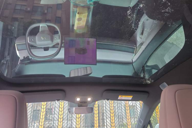 Used ONVO L60 2024 60 kWh Rear-Drive Version