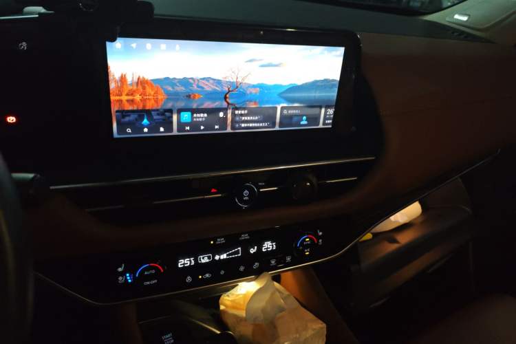 Used Nissan Pathfinder 2024 380 VC-TURBO Four-Wheel Drive Prestige Edition 6 Seats Audio And AC Panel