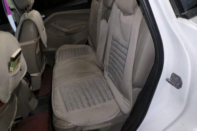 Used Ford Kuga 2013 2.0L GTDi Four-Wheel-Drive Sport Model
