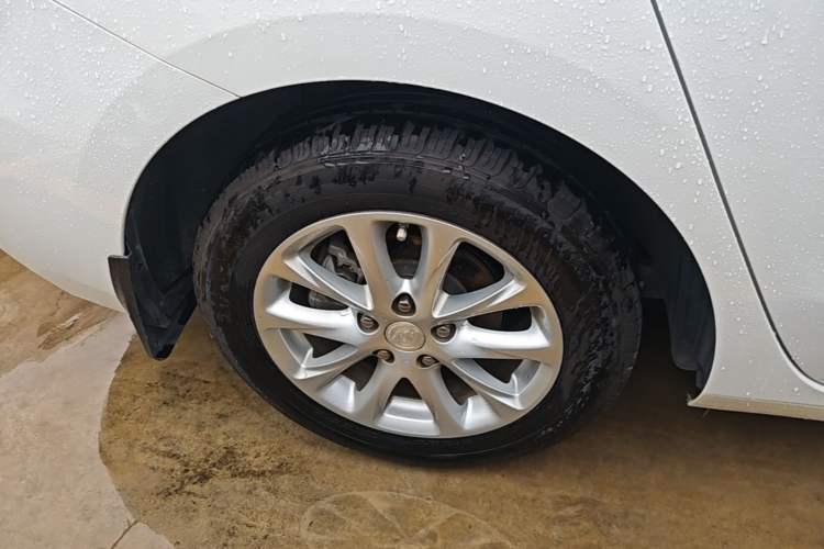 Used Buick GL6 2018 18T 6-Seater Elite Model
