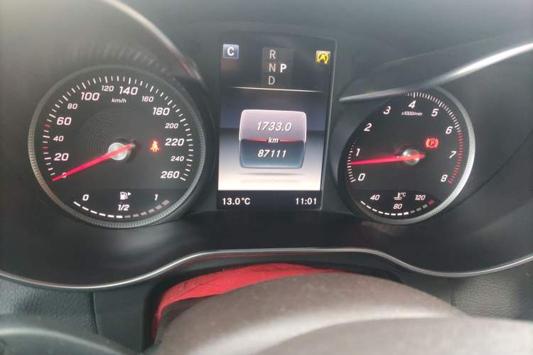 Used Mercedes-Benz GLC 2016 GLC 260 4MATIC Luxury Model