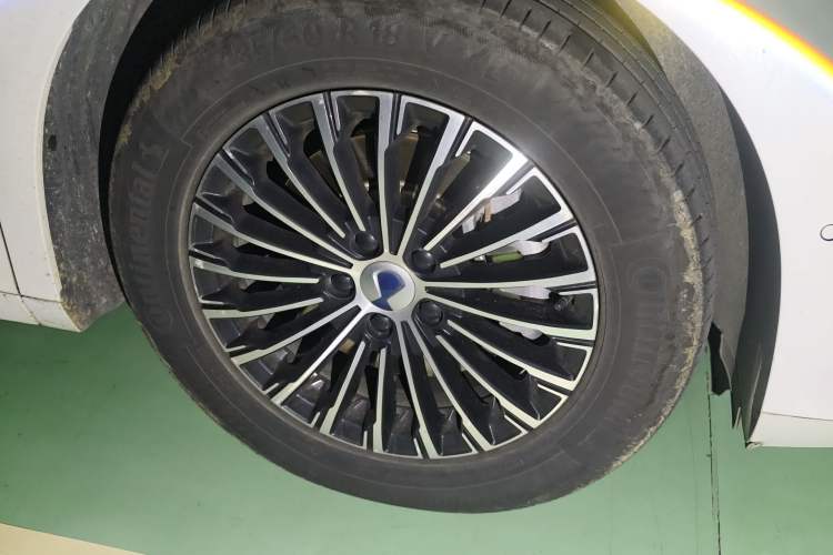 Used Denza D9 2022 DM-i 970 Four-Wheel Drive Flagship Model