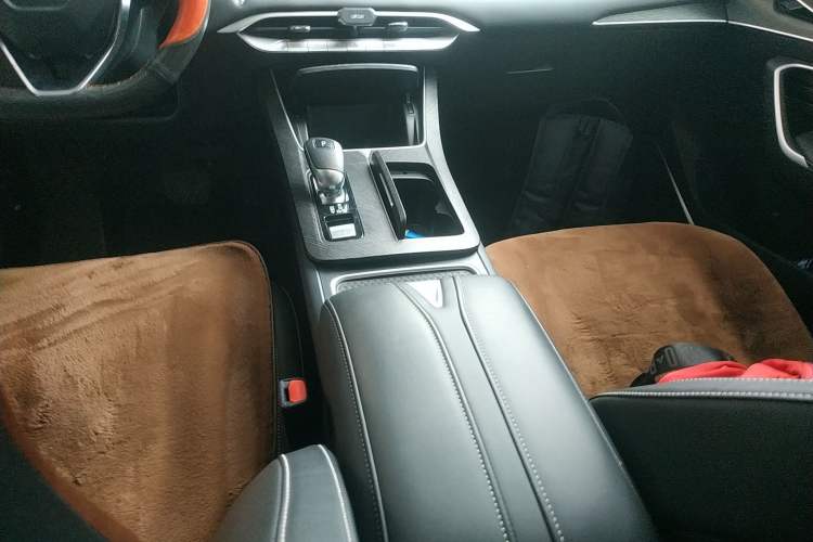 Used Venucia V 2024 260T Idol Joy Ride Pro Edition