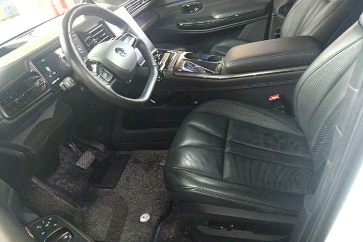 Used Nio ES8 2020 580 km Signature Edition 7-Seater Version Left Front Seat