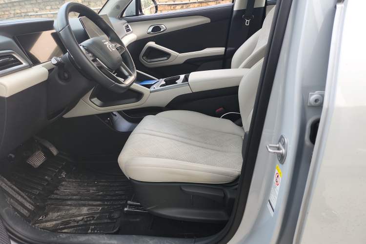 Used BYD Yuan UP 2025 Intelligent Driving Version 401 KM Dynamic Edition