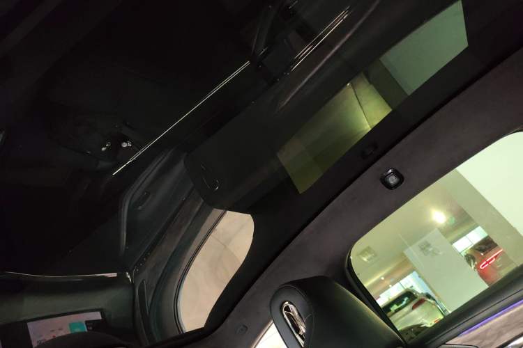 Used IM L7 2022 Dynamic Model Headliner