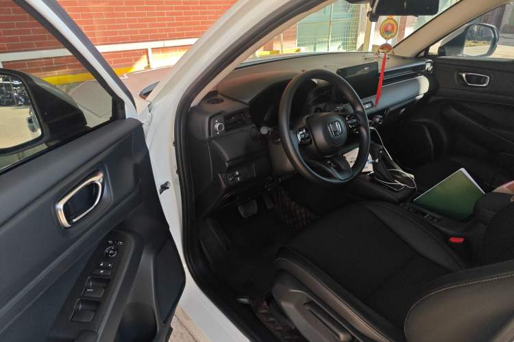 Used Honda Vezel 2023 1.5L CVT Tech Edition
