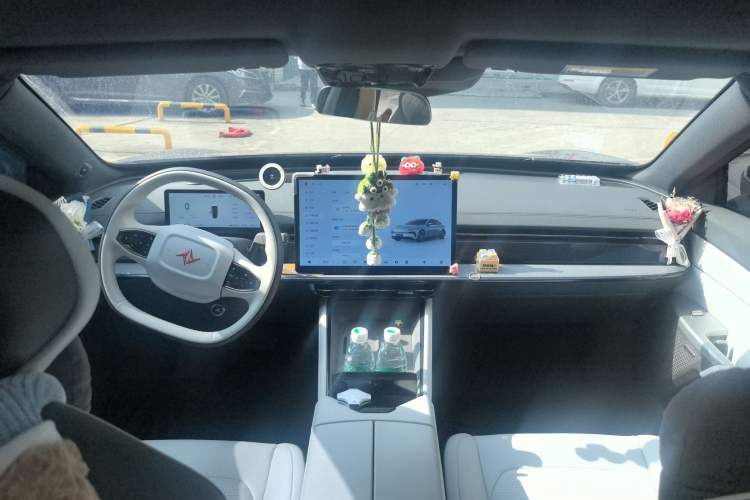 Used Dongfeng eπ eπ007 2024 Range-Extended 200 RuYi Edition