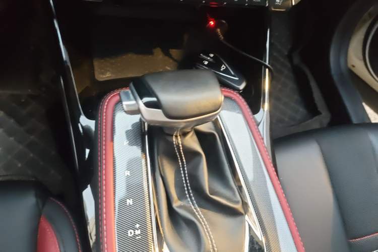 Used CHANGAN OSHAN X5 2021 1.5T DCT Luxury Edition Gear Lever