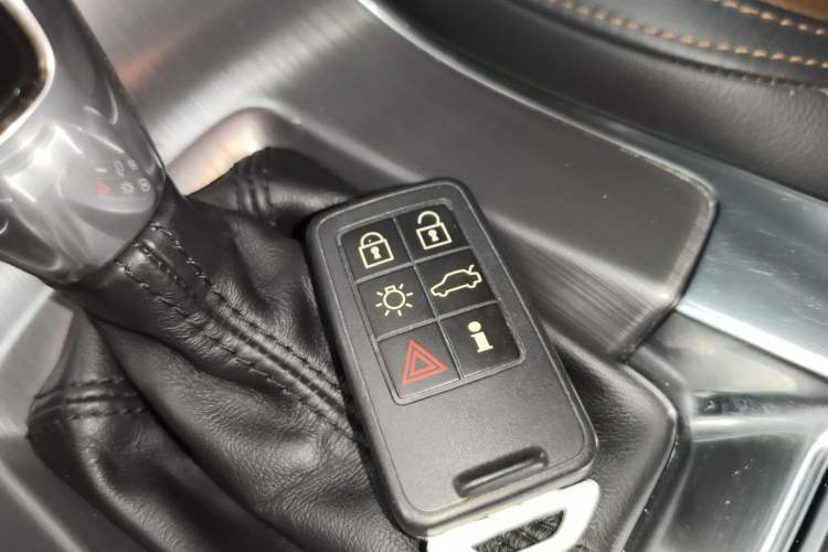 Used Volvo XC60 2015 T5 AWD Zhiyuan Edition