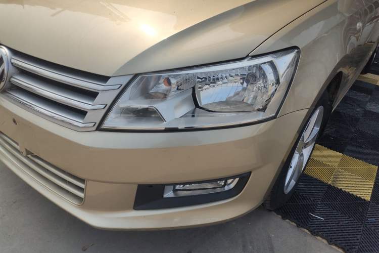 Used Volkswagen Santana 2015 1.6L Automatic Comfort Edition
