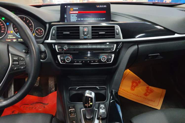 Used BMW 3 Series 2019 320Li Fashion Model
